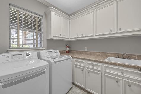 5831 Fairdale Lane Houston TX 77057