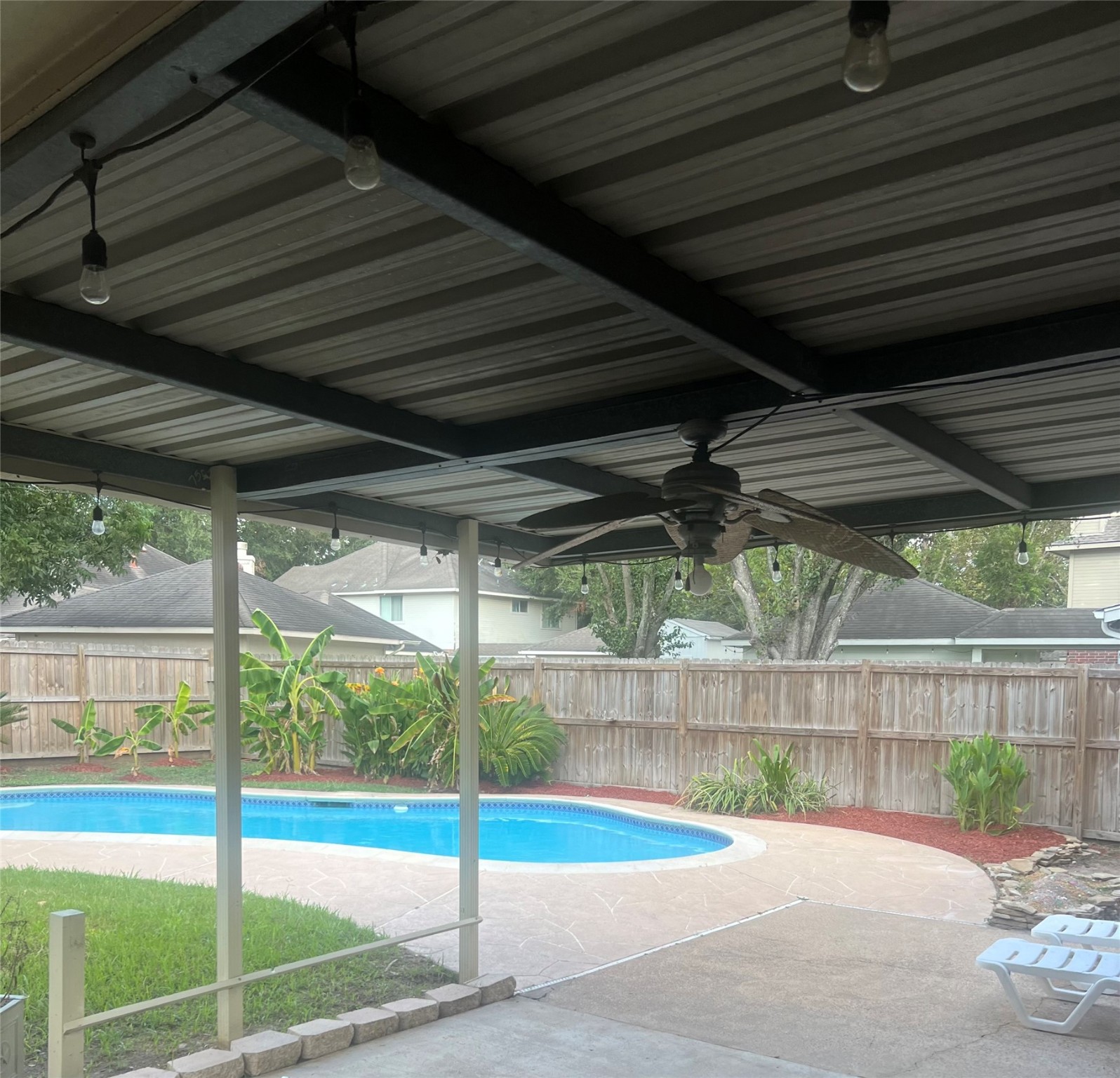 2810 White Oak Lane Pearland TX 77584