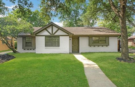 5822 Belrose Drive Houston TX 77035