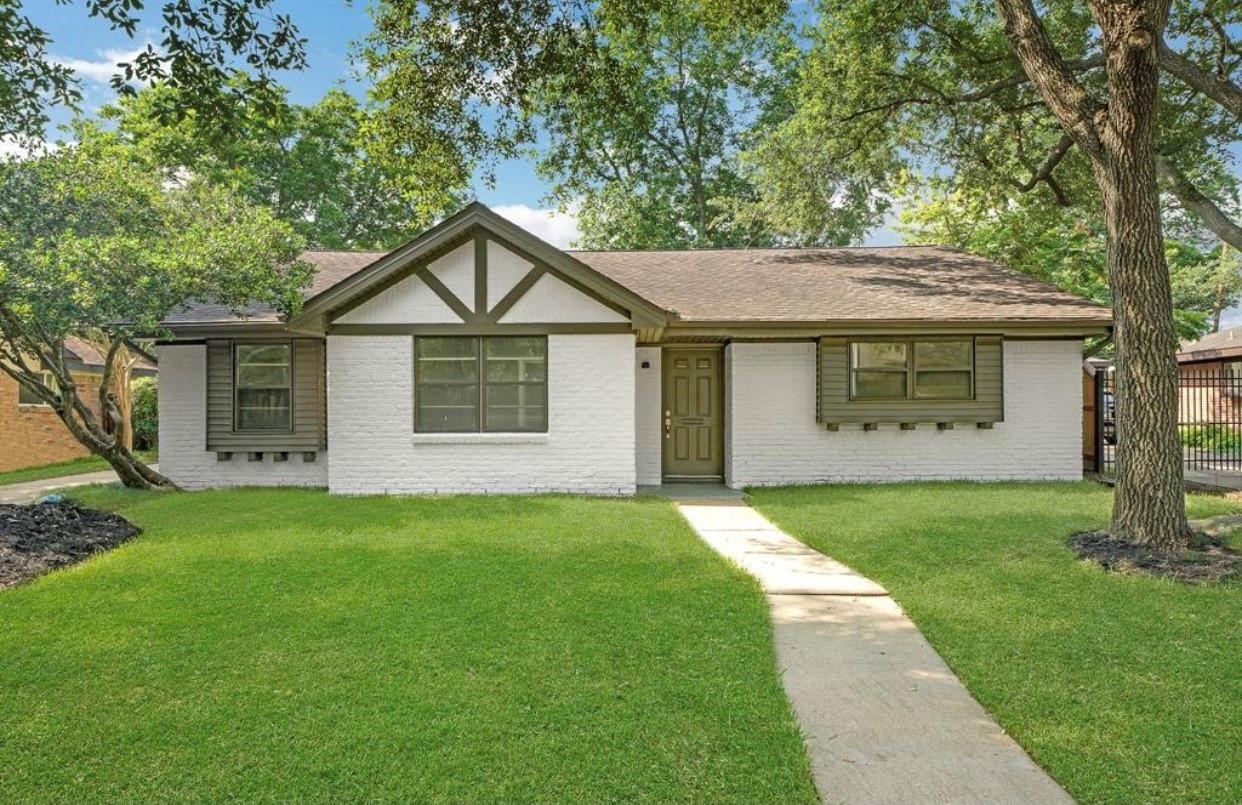 5822 Belrose Drive Houston TX 77035