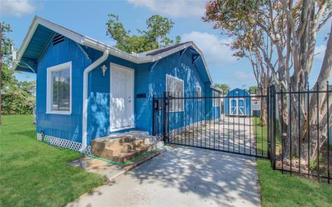1108 Kern Street Houston TX 77009