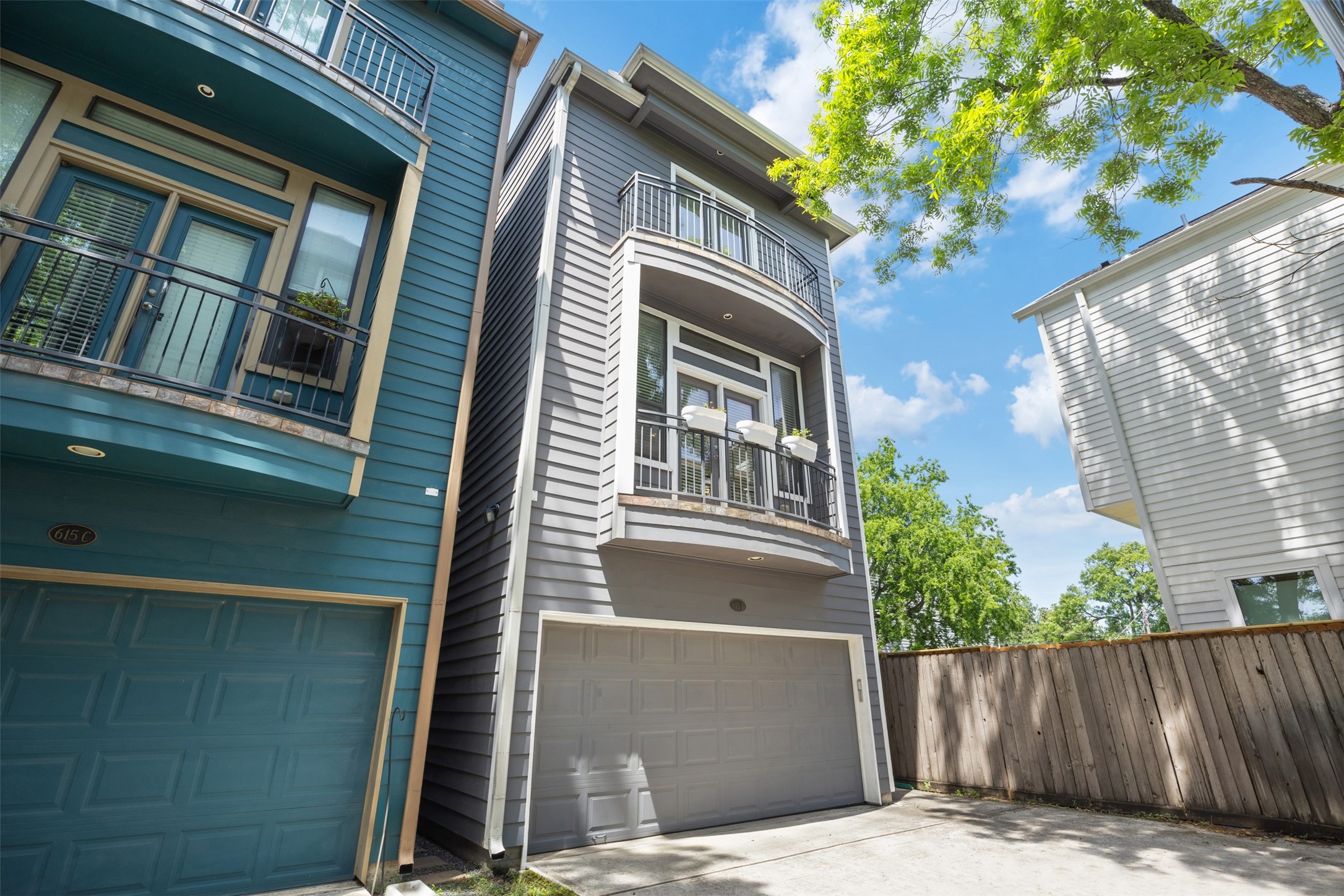 615 W 27th Street D Houston TX 77008