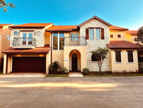 11023 Robin Hood Court Houston TX 77043