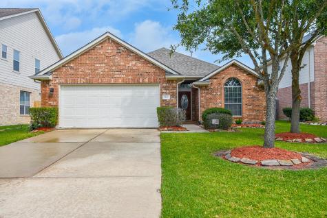 3217 Mossy Bend Lane Pearland TX 77581