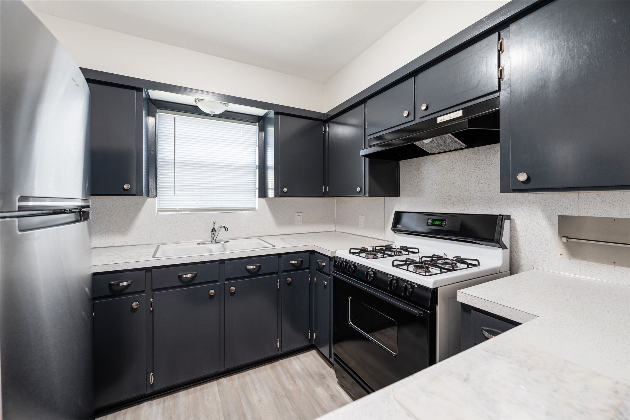 1149 W 21st Street Houston TX 77008