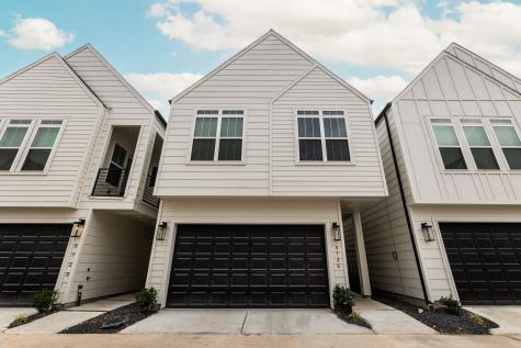 5725 White Magnolia Street Houston TX 77091