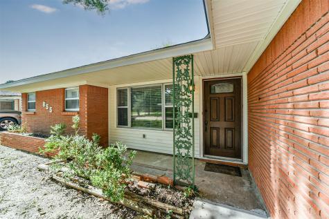 855 Sara Rose Street Houston TX 77018