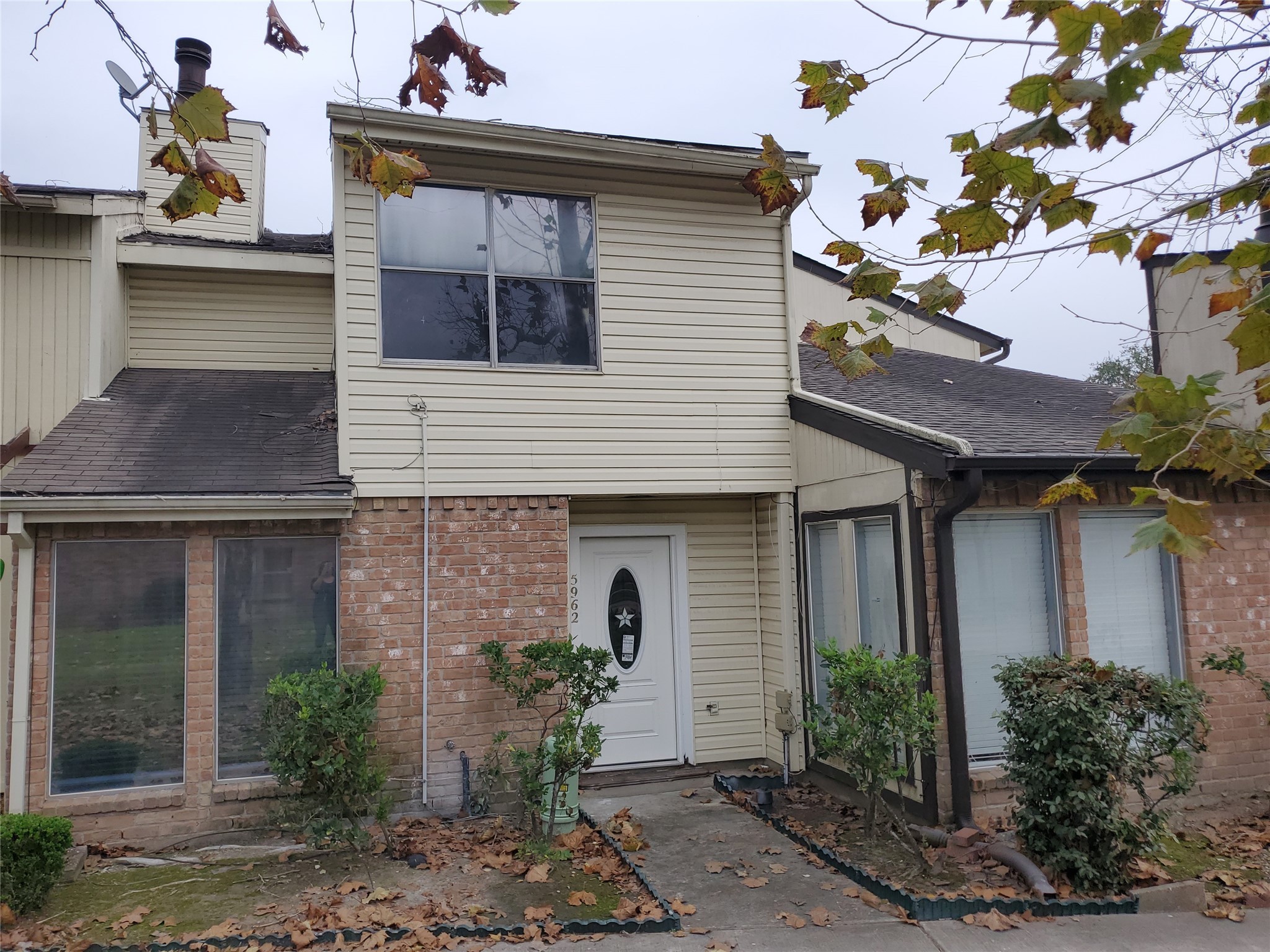5962 Arncliffe Drive Houston TX 77088