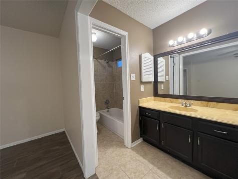18 Fairmeade Bend Drive Spring TX 77381