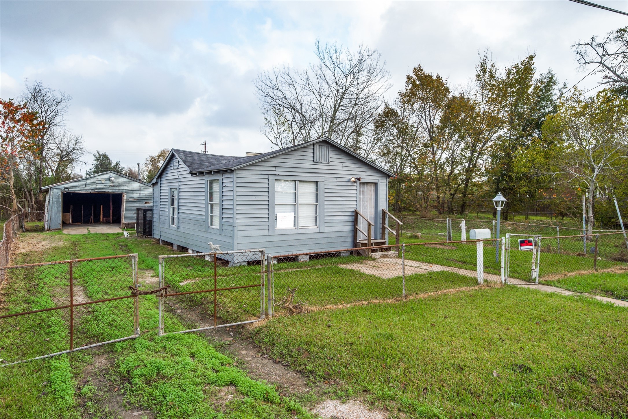 4611 White Rock Street Houston TX 77051