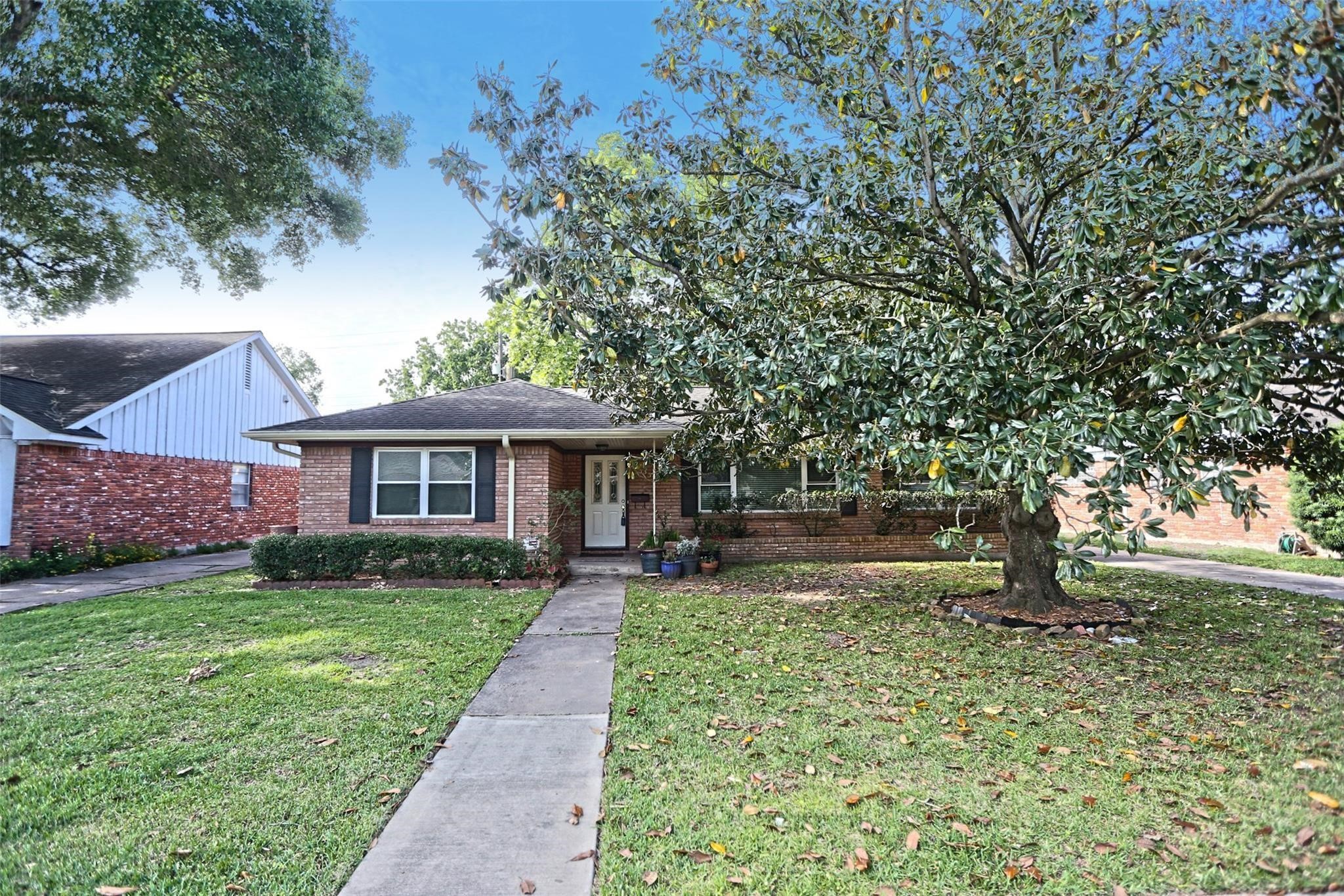3535 Durhill Street Houston TX 77025