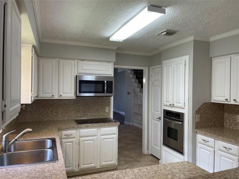 3118 Redcliff Drive Sugar Land TX 77479