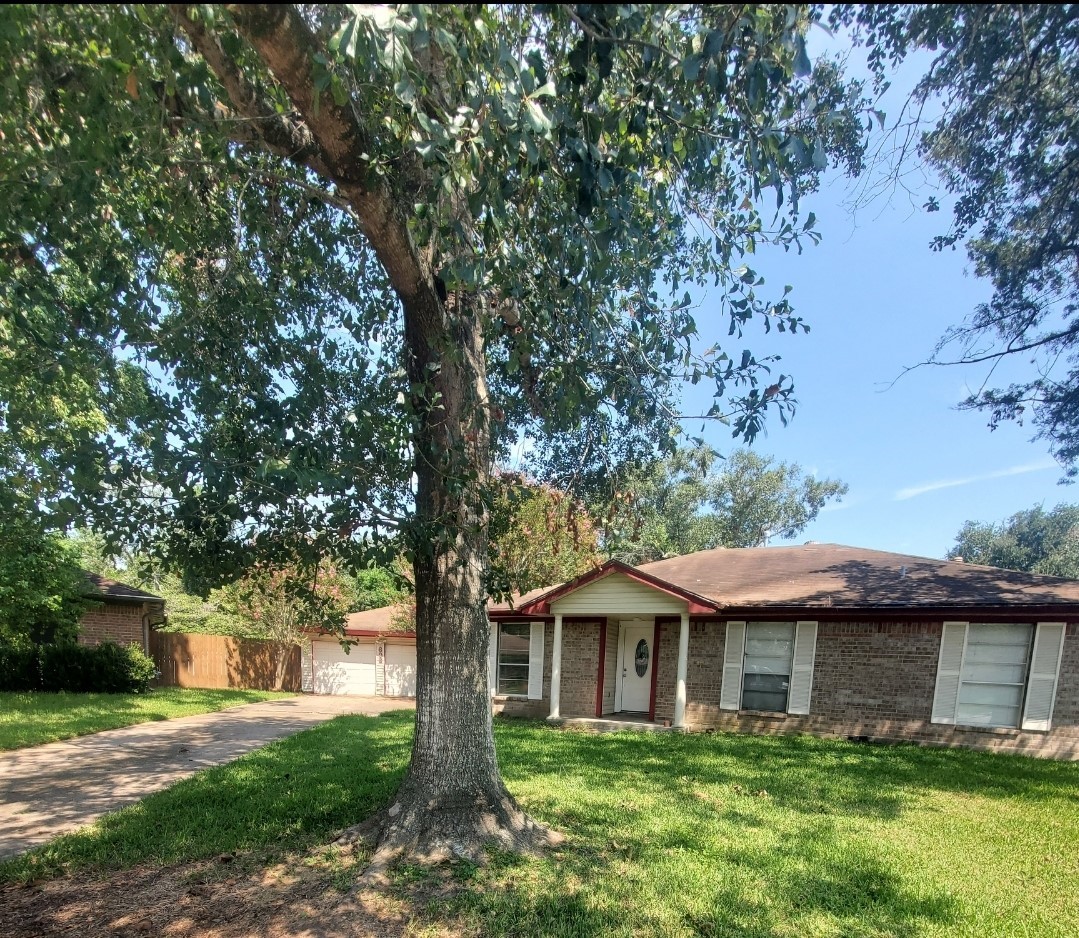 606 Francis Court League City TX 77573