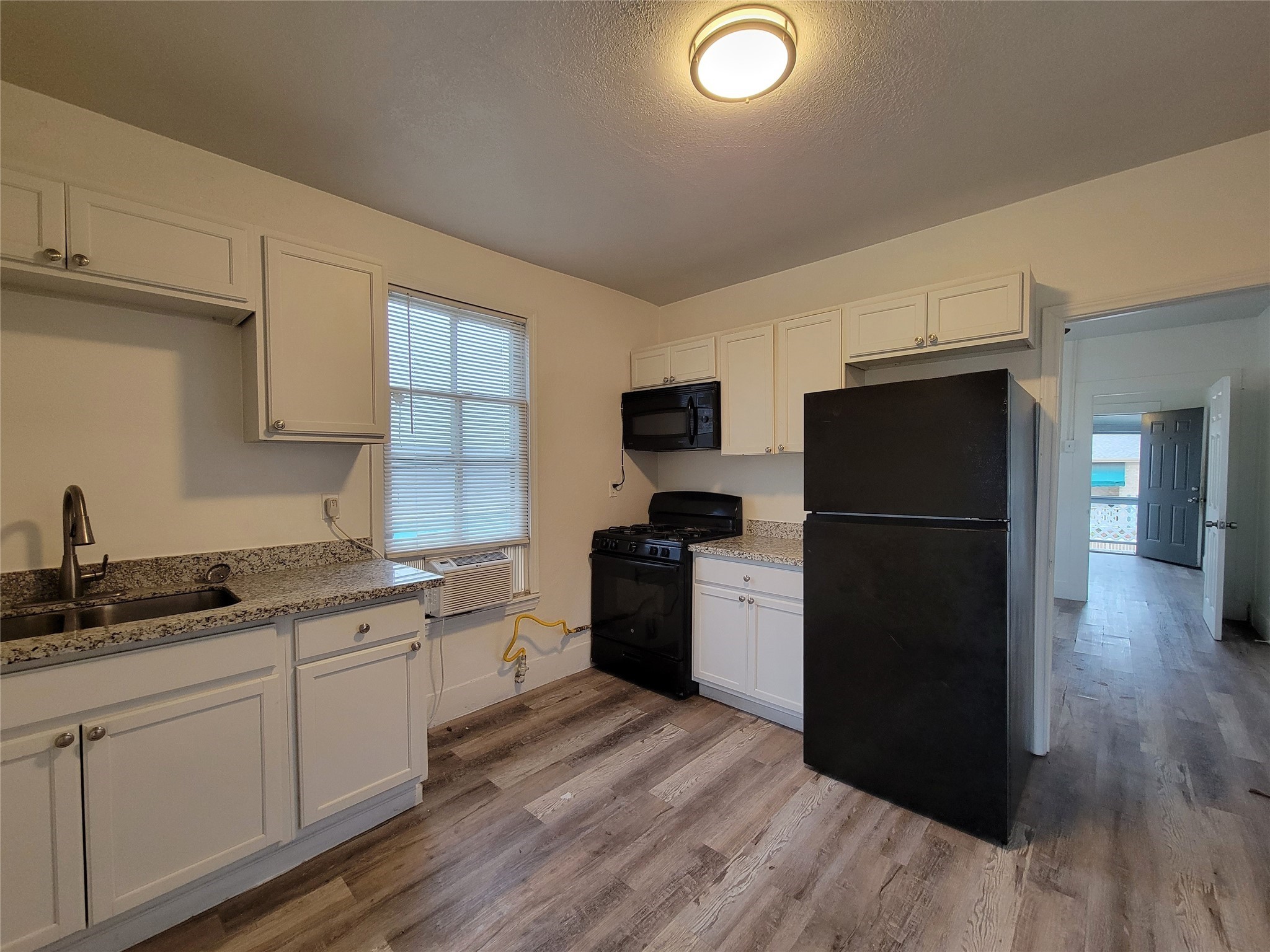 3913 Winnie Street Galveston TX 77550