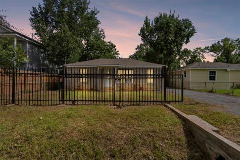 8150 Snowden Street Houston TX 77028