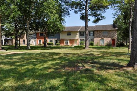 3840 Laura Leigh Drive Friendswood TX 77546