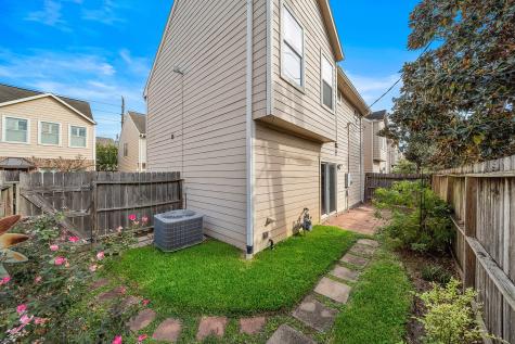 2213 Naomi Street Houston TX 77054