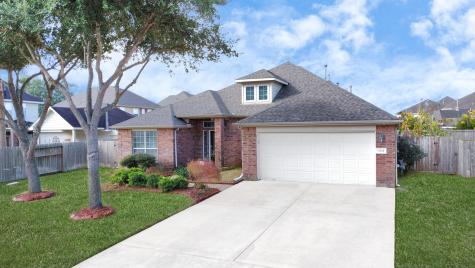 1610 Highland Glen Lane Pearland TX 77581