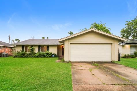 16938 Worden Lane Friendswood TX 77546
