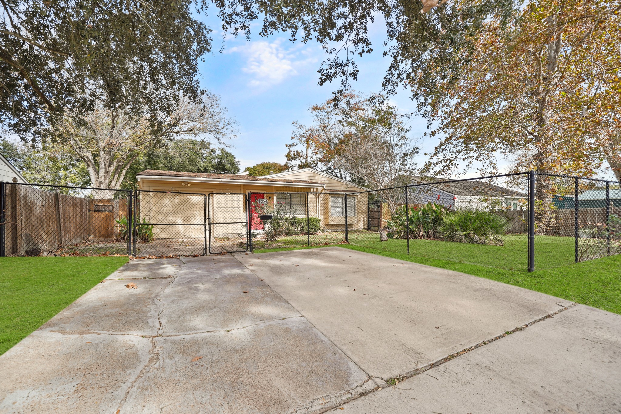 1422 2nd Avenue N Texas City TX 77590