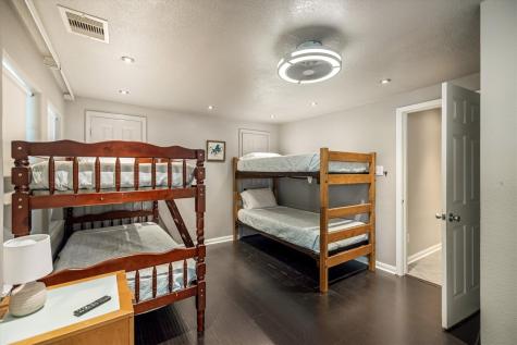 5219 Avenue Q Galveston TX 77551