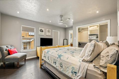 5219 Avenue Q Galveston TX 77551