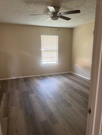 7141 Chasewood Drive Houston TX 77489