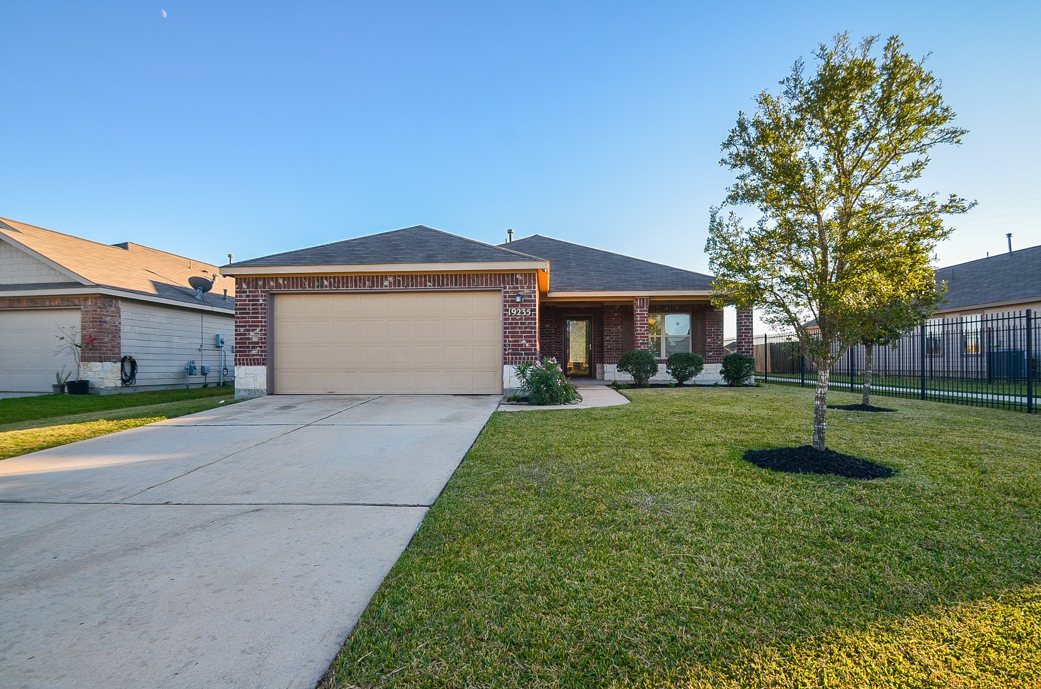 19235 Golden Wave Drive Katy TX 77449