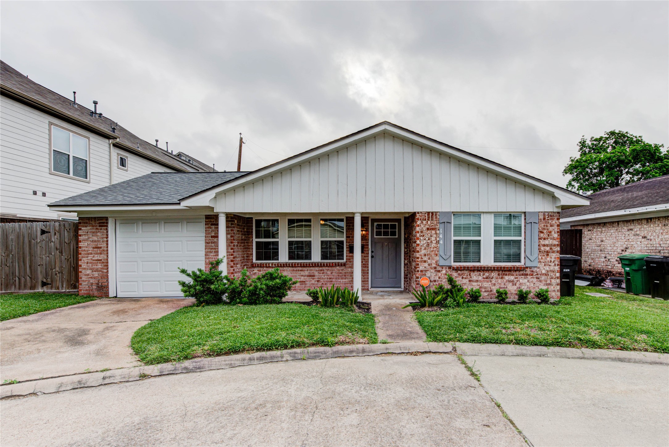 144 W Whitney Street Houston TX 77018