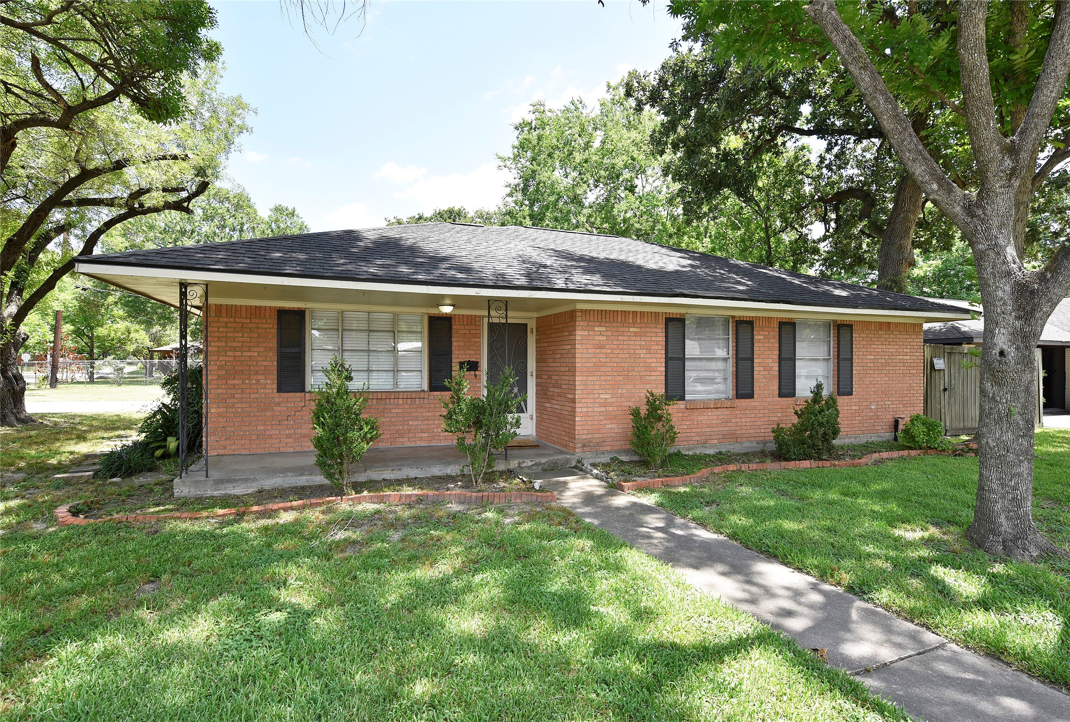4618 Lido Lane Houston TX 77092