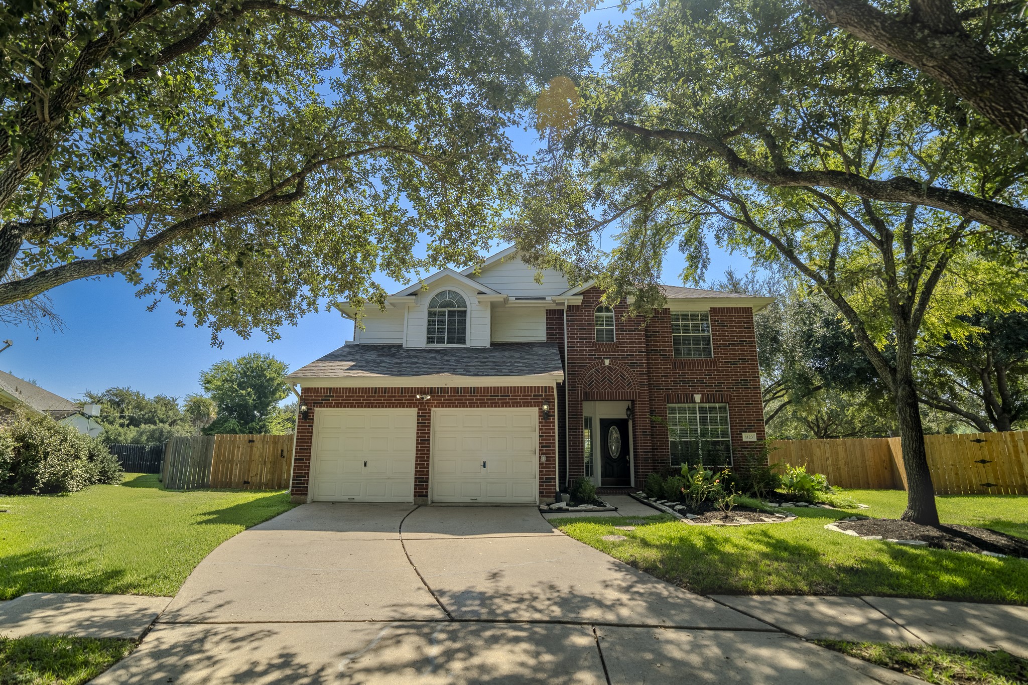 1123 Woodley Bend Sugar Land TX 77479