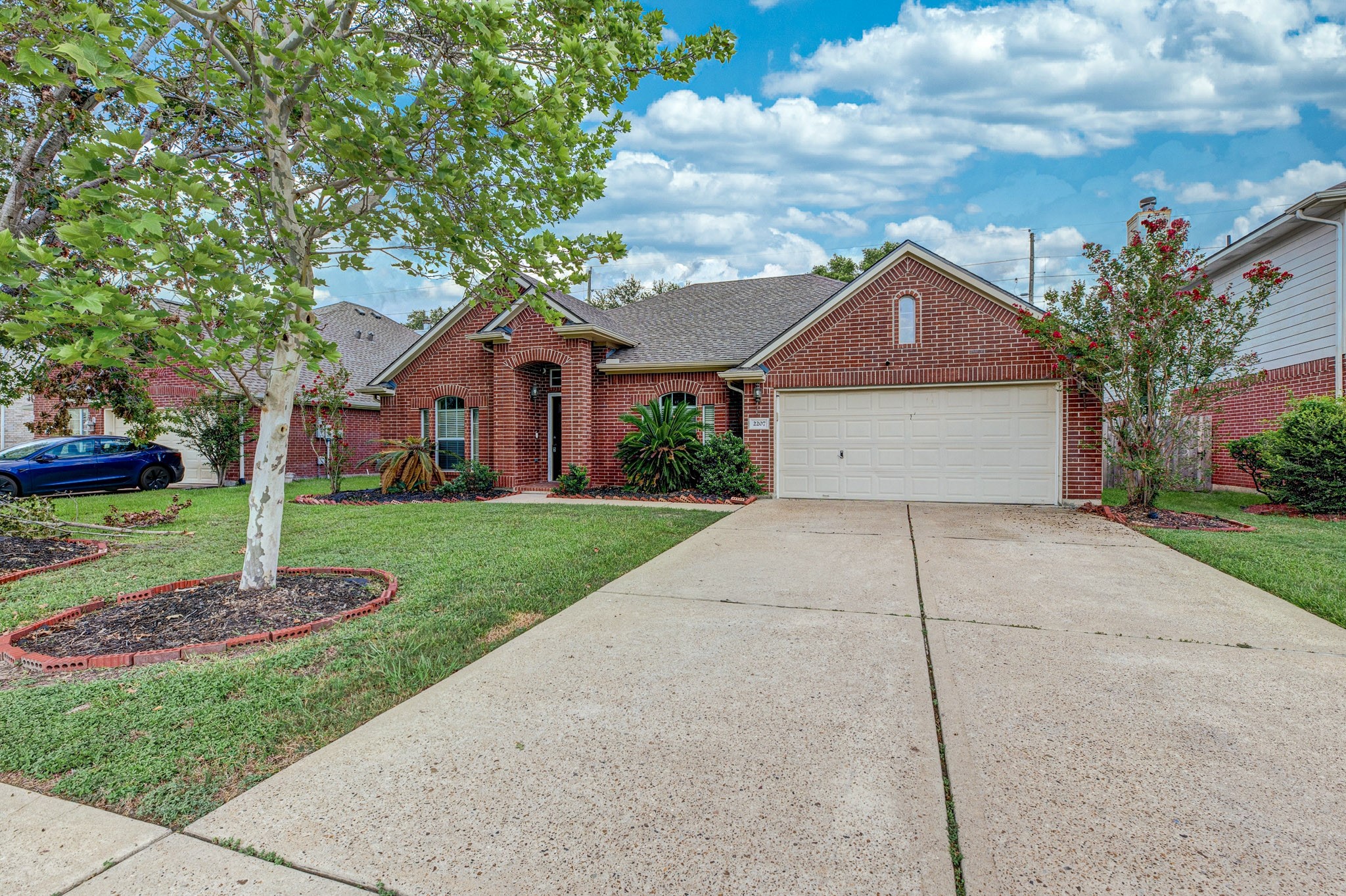 2207 Lake Wind Drive Pearland TX 77584