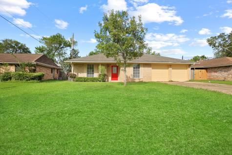 305 Lotus Street Lake Jackson TX 77566