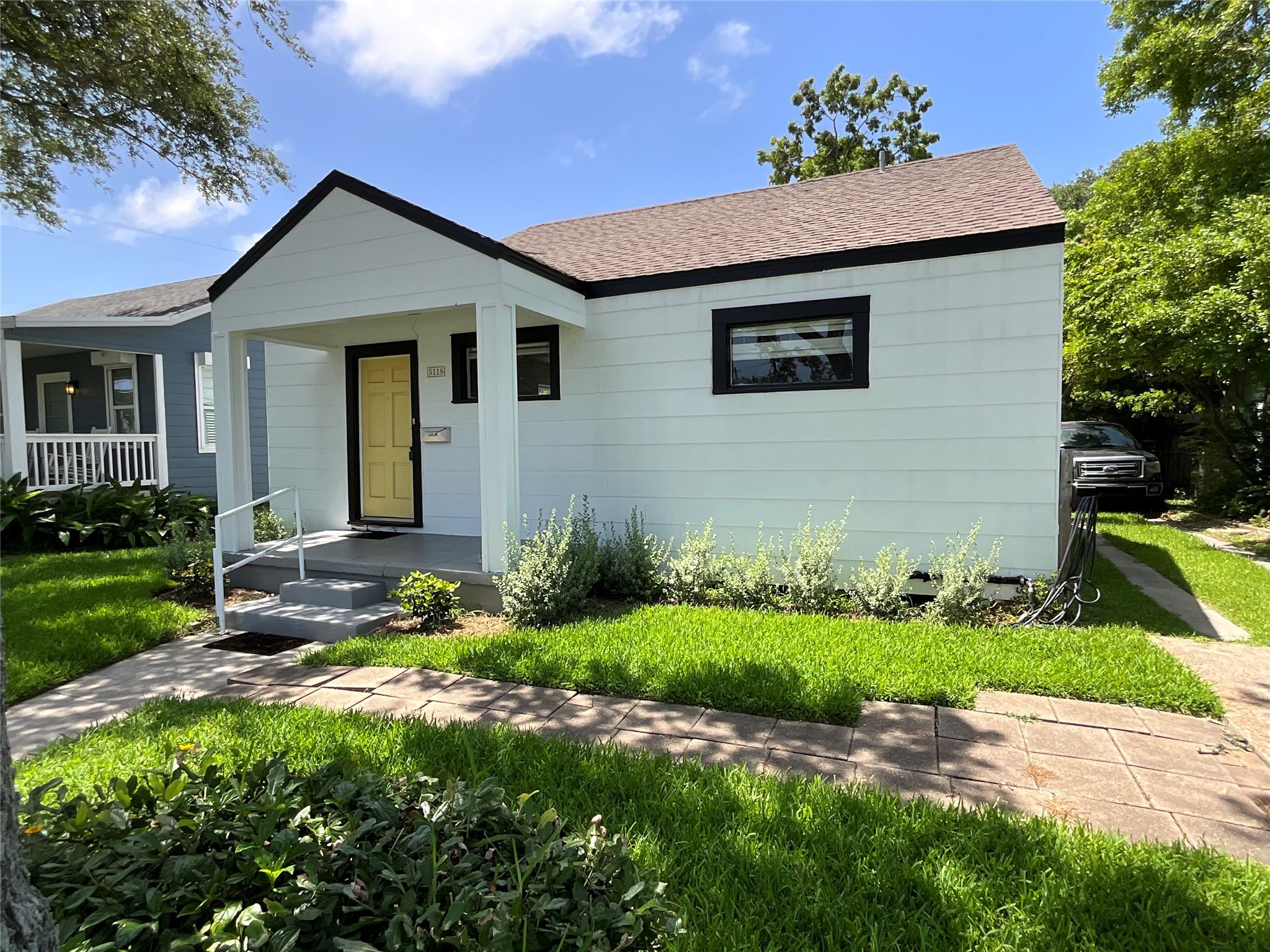 5118 Avenue S 1/2 Galveston TX 77551