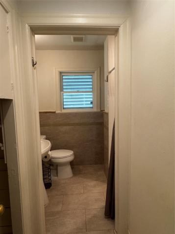 5118 Avenue S 1/2 Galveston TX 77551