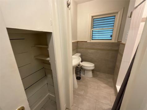5118 Avenue S 1/2 Galveston TX 77551