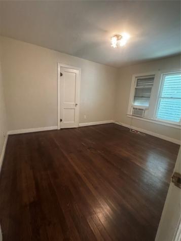 5118 Avenue S 1/2 Galveston TX 77551