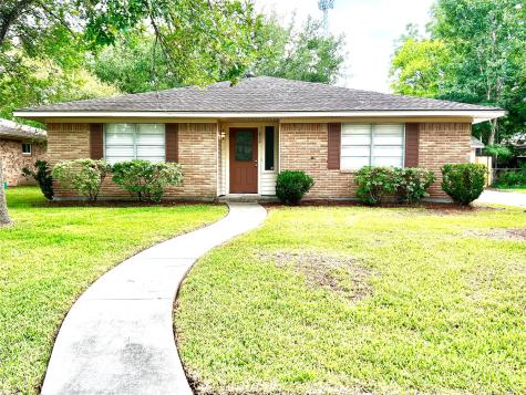 414 Oak Vista Drive Friendswood TX 77546