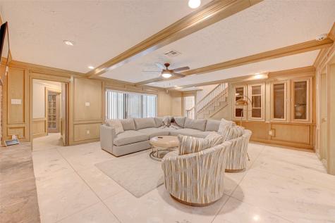 4135 Gairloch Lane Houston TX 77025