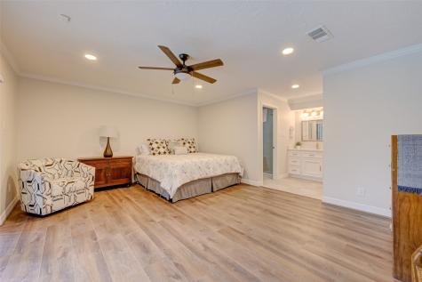 4135 Gairloch Lane Houston TX 77025