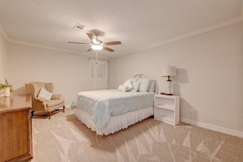 4135 Gairloch Lane Houston TX 77025