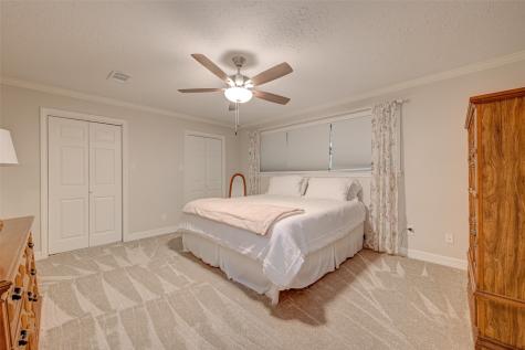 4135 Gairloch Lane Houston TX 77025