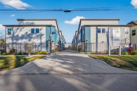 778 Paul Quinn Street F Houston TX 77091