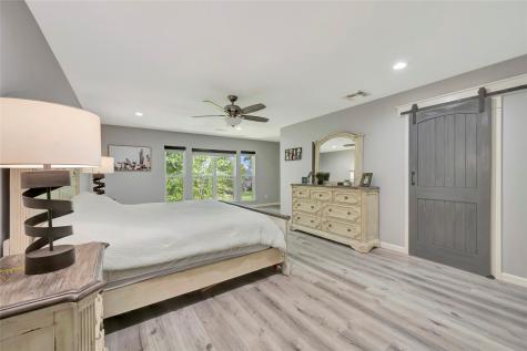 5346 Appleblossom Lane Friendswood TX 77546