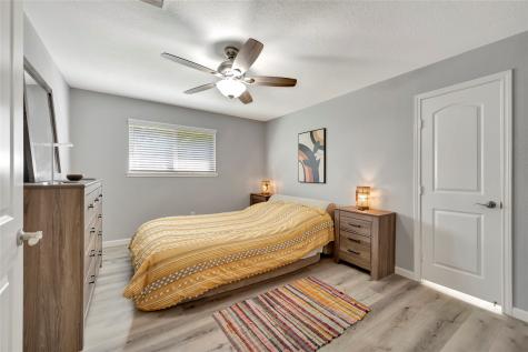 5346 Appleblossom Lane Friendswood TX 77546