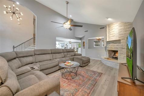5346 Appleblossom Lane Friendswood TX 77546