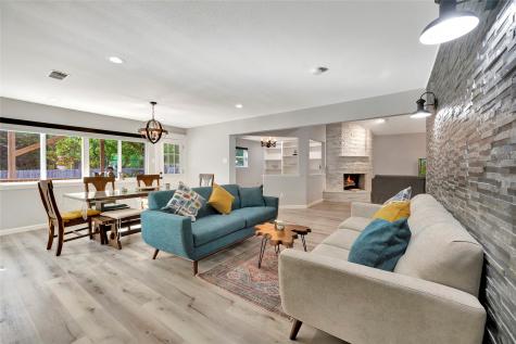 5346 Appleblossom Lane Friendswood TX 77546