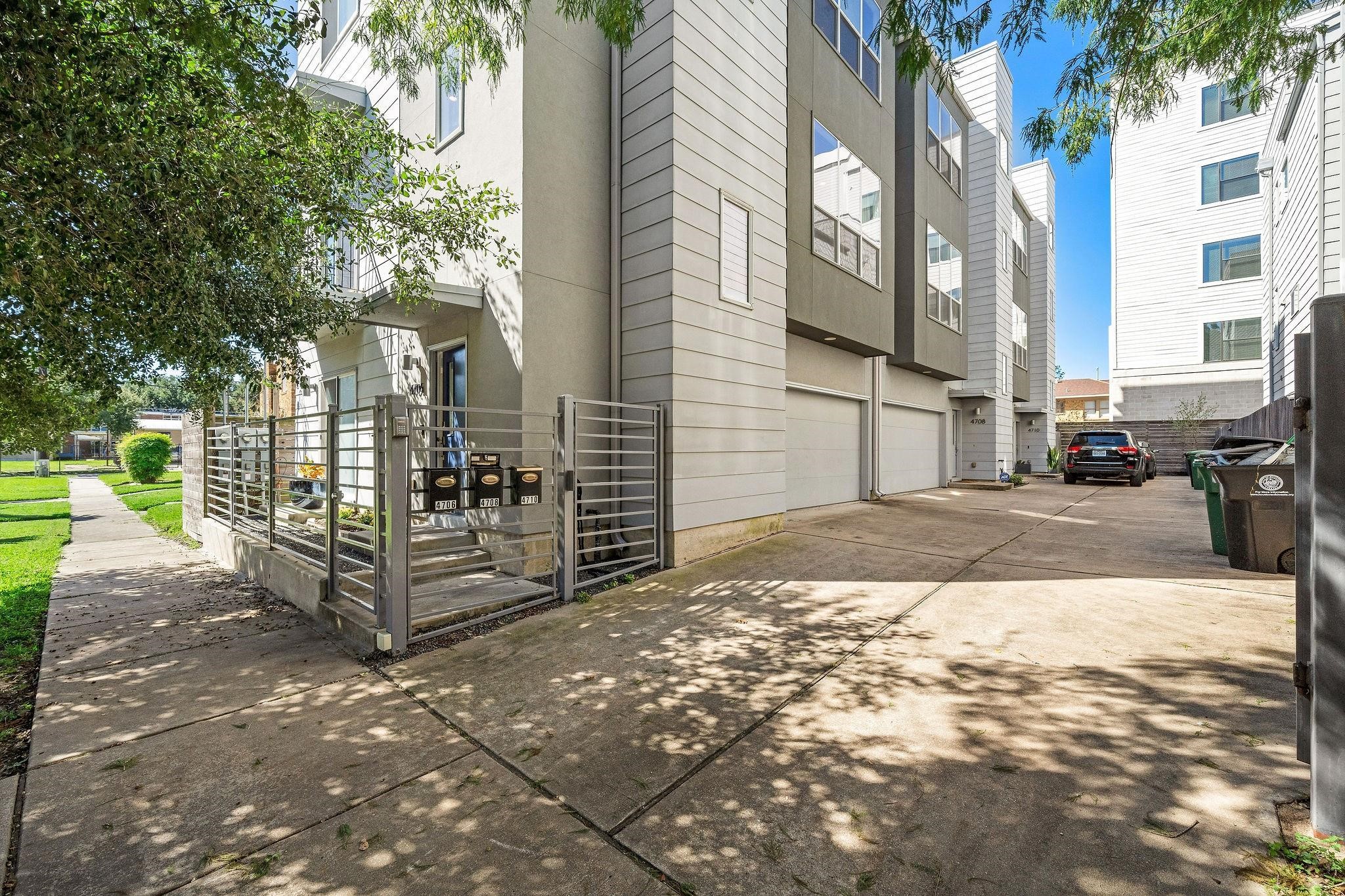 4706 Crawford Street Houston TX 77004