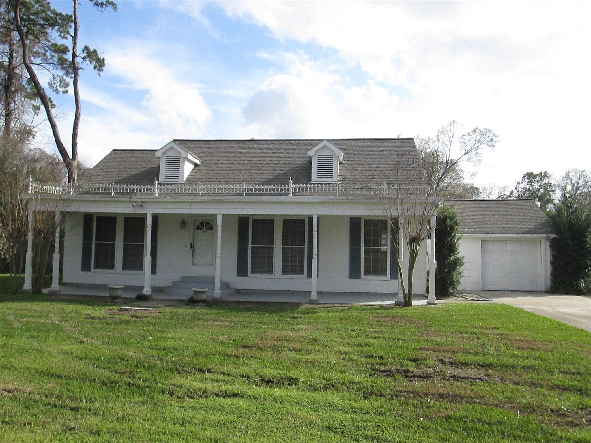 909 Pinemont Drive Houston TX 77018