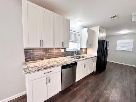 303 Lily Lane Wharton TX 77488